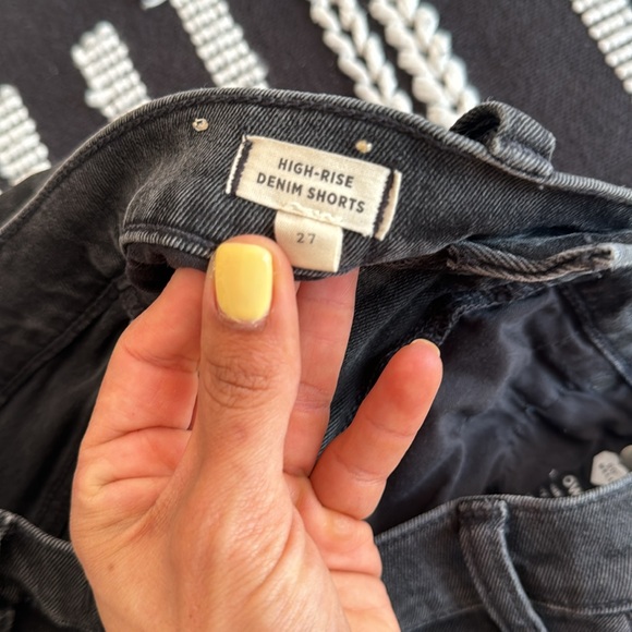 Madewell High-Rise Denim Shorts - Picture 3 of 3